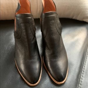 Anthropologie Silent D UK 37